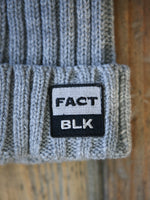 Load image into Gallery viewer, Factory Black Cable Knit Beanie - Light Grey
